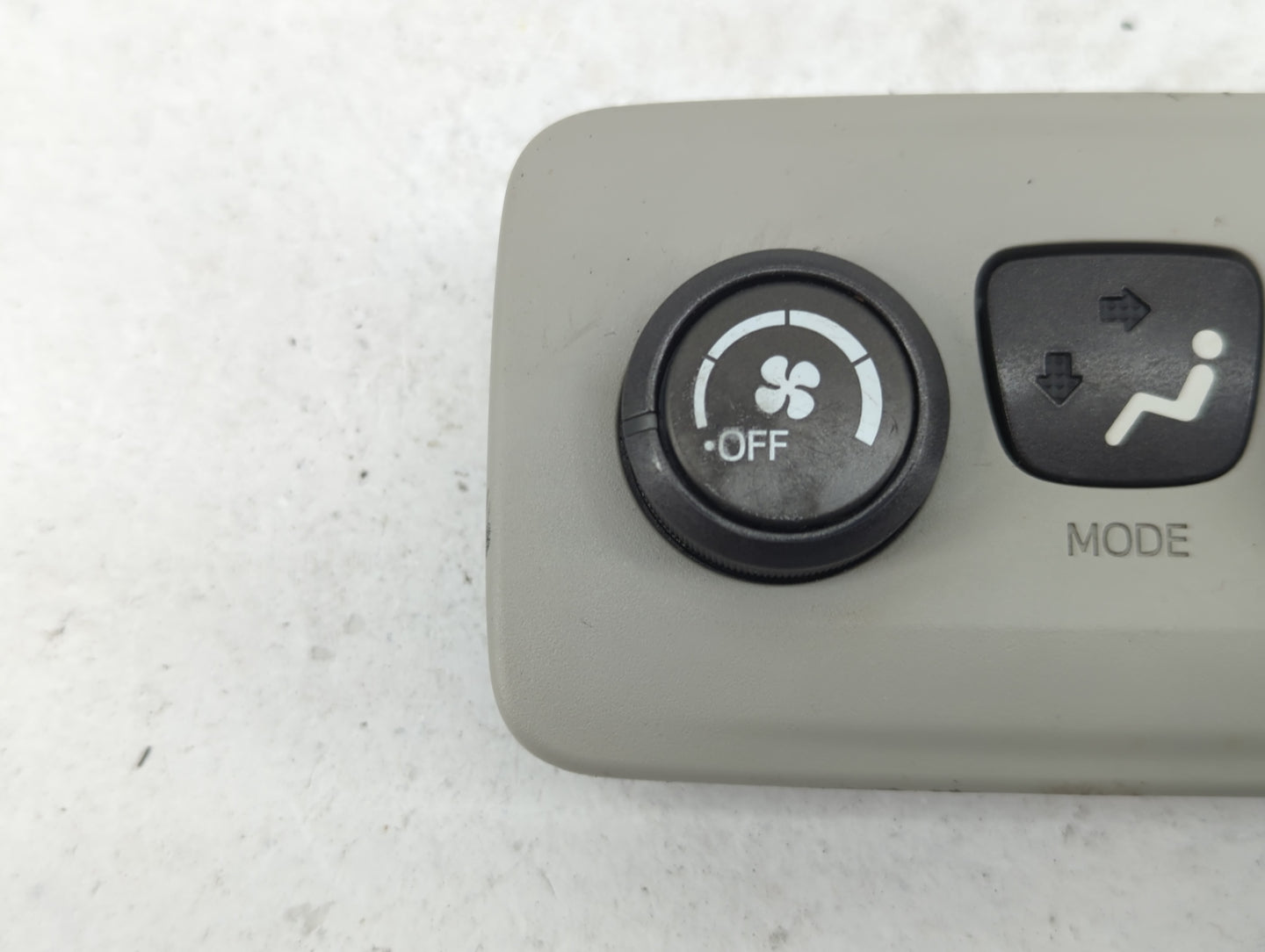 2011-2014 Toyota Sienna Climate Control Module Temperature AC/Heater Replacement P/N:75D913 Fits Fits 2011 2012 2013 2014 OE