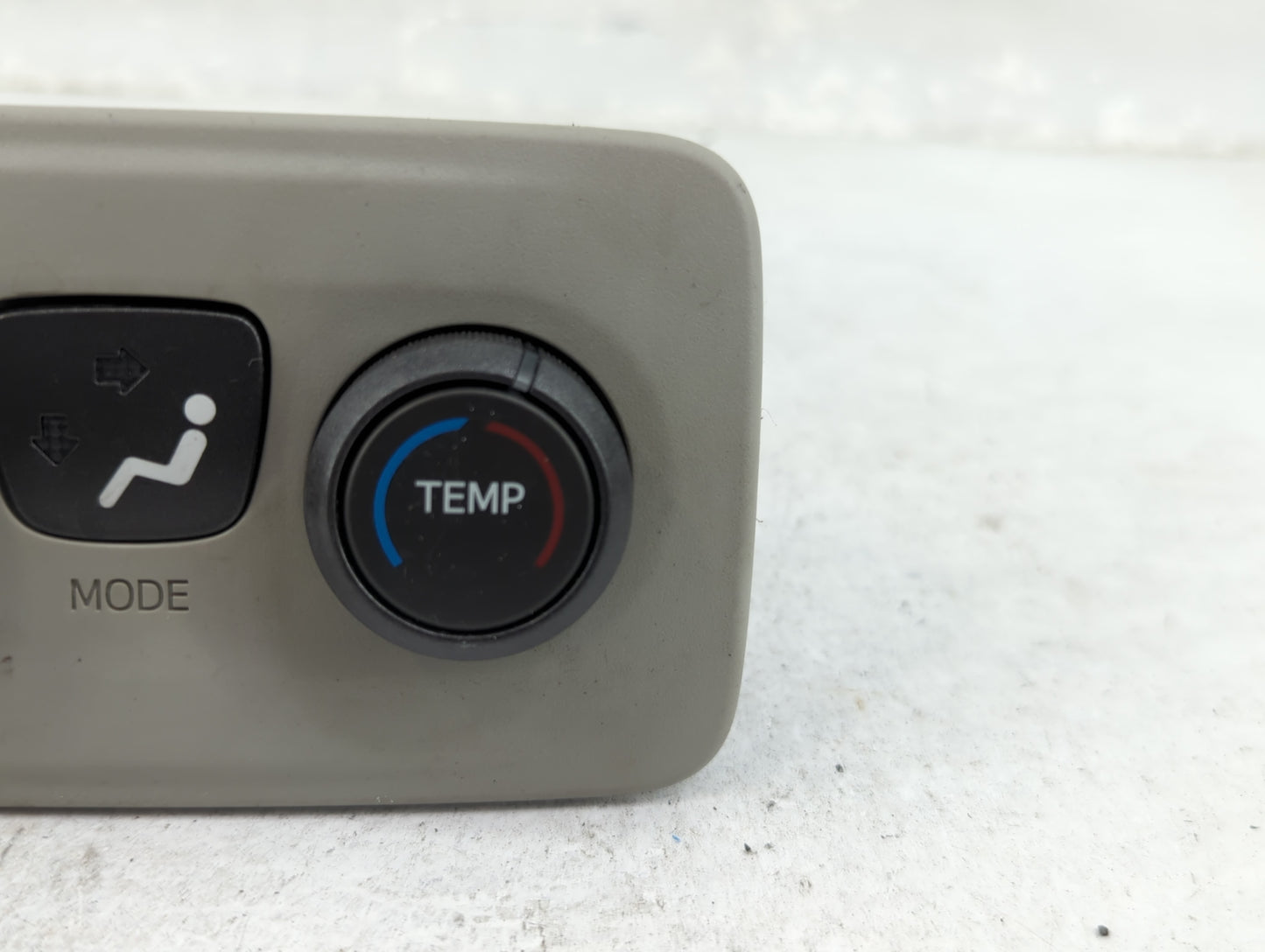 2011-2014 Toyota Sienna Climate Control Module Temperature AC/Heater Replacement P/N:75D913 Fits Fits 2011 2012 2013 2014 OE