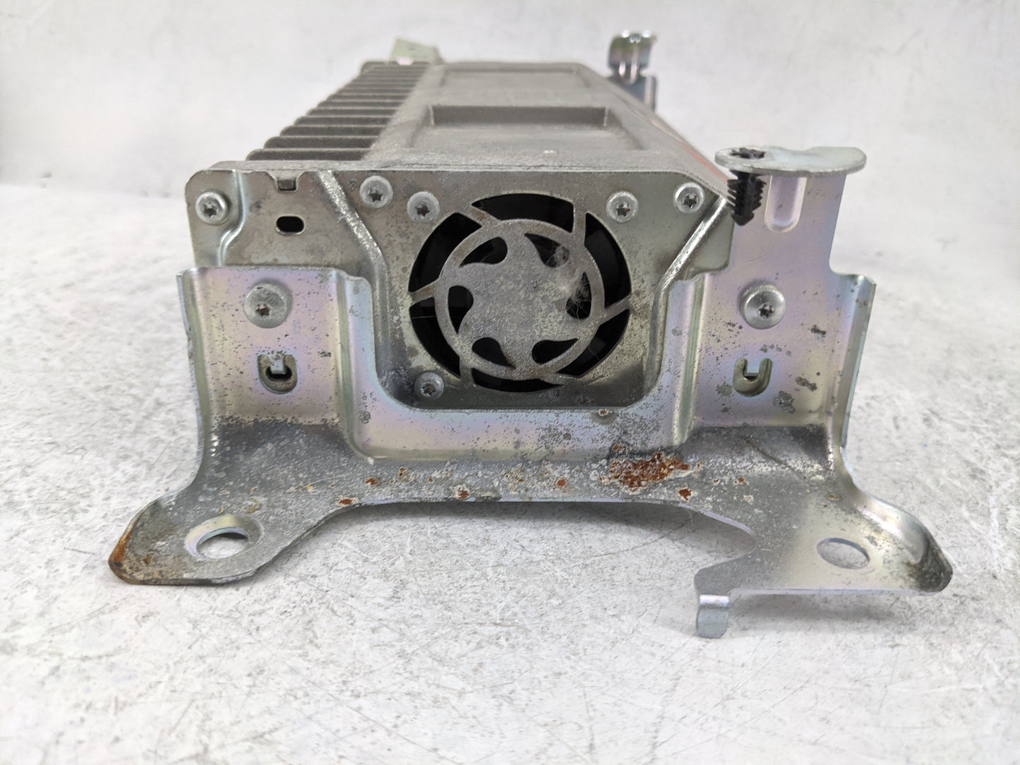 2011-2014 Toyota Sienna Radio Speaker Amplifier 86280-08031 - Oemusedautoparts1.com