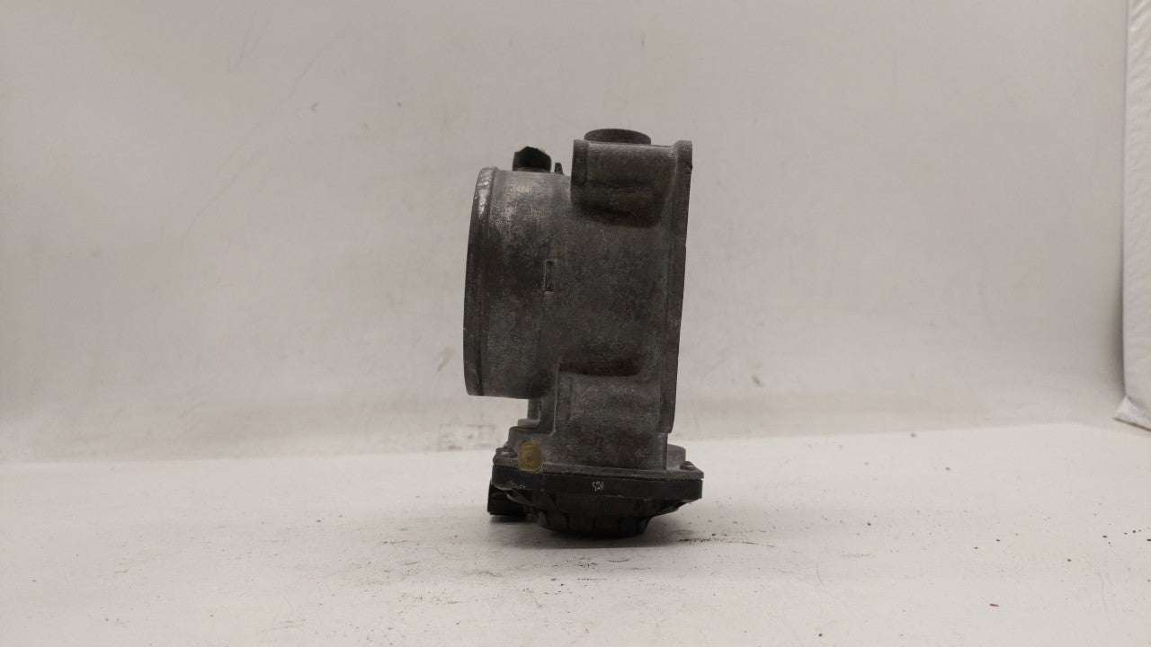 2007-2016 Toyota Sienna Throttle Body P/N:22030-0P050 22030-31030 Fits OEM Used Auto Parts - Oemusedautoparts1.com