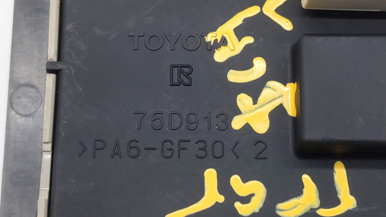2011-2014 Toyota Sienna Climate Control Module Temperature AC/Heater Replacement P/N:75D913 Fits Fits 2011 2012 2013 2014 OE