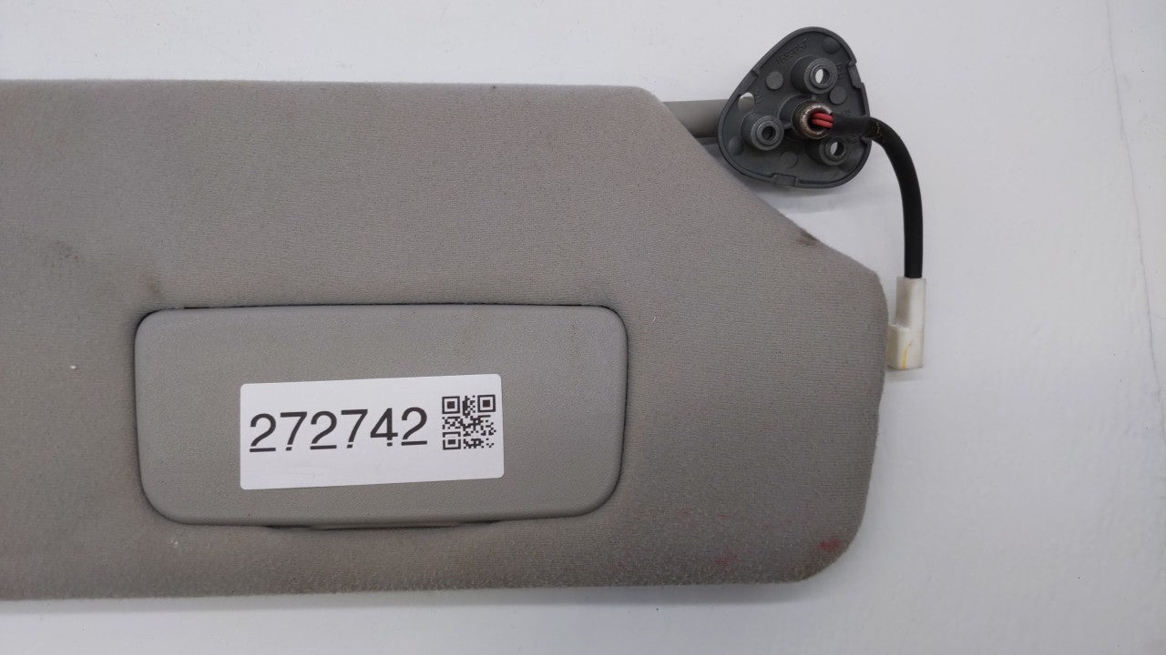 2011-2014 Toyota Sienna Sun Visor Shade Replacement Passenger Right Mirror Fits Fits 2011 2012 2013 2014 OEM Used Auto Parts