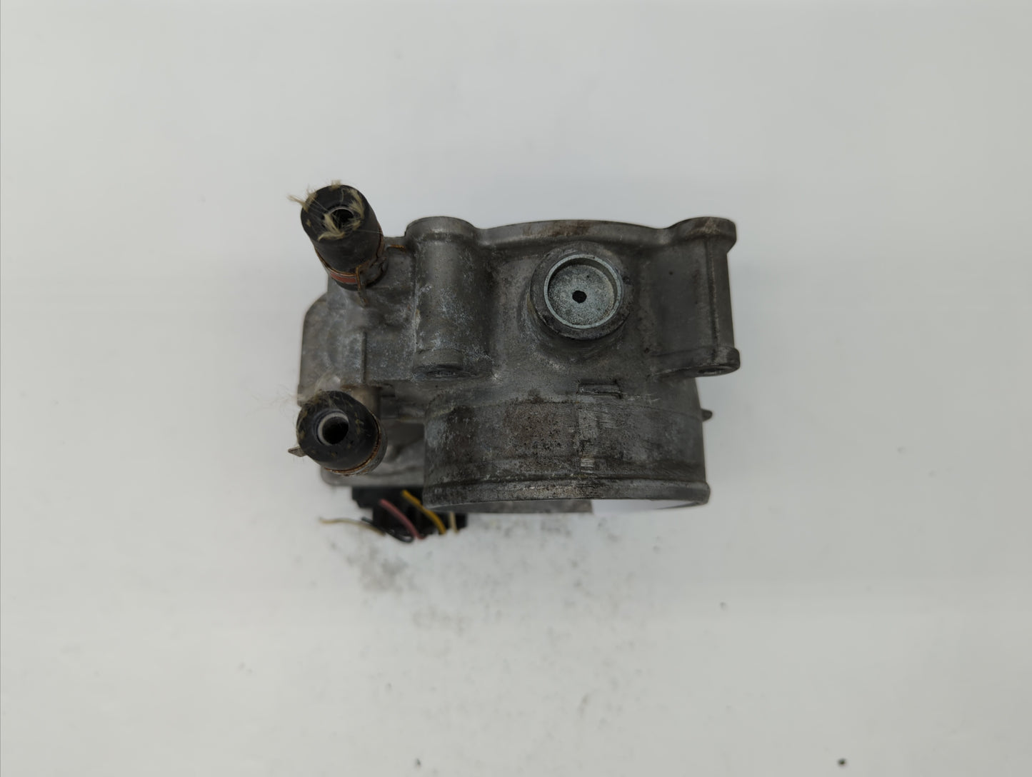 2007-2016 Toyota Sienna Throttle Body P/N:22030-0P050 22030-31030 Fits OEM Used Auto Parts - Oemusedautoparts1.com