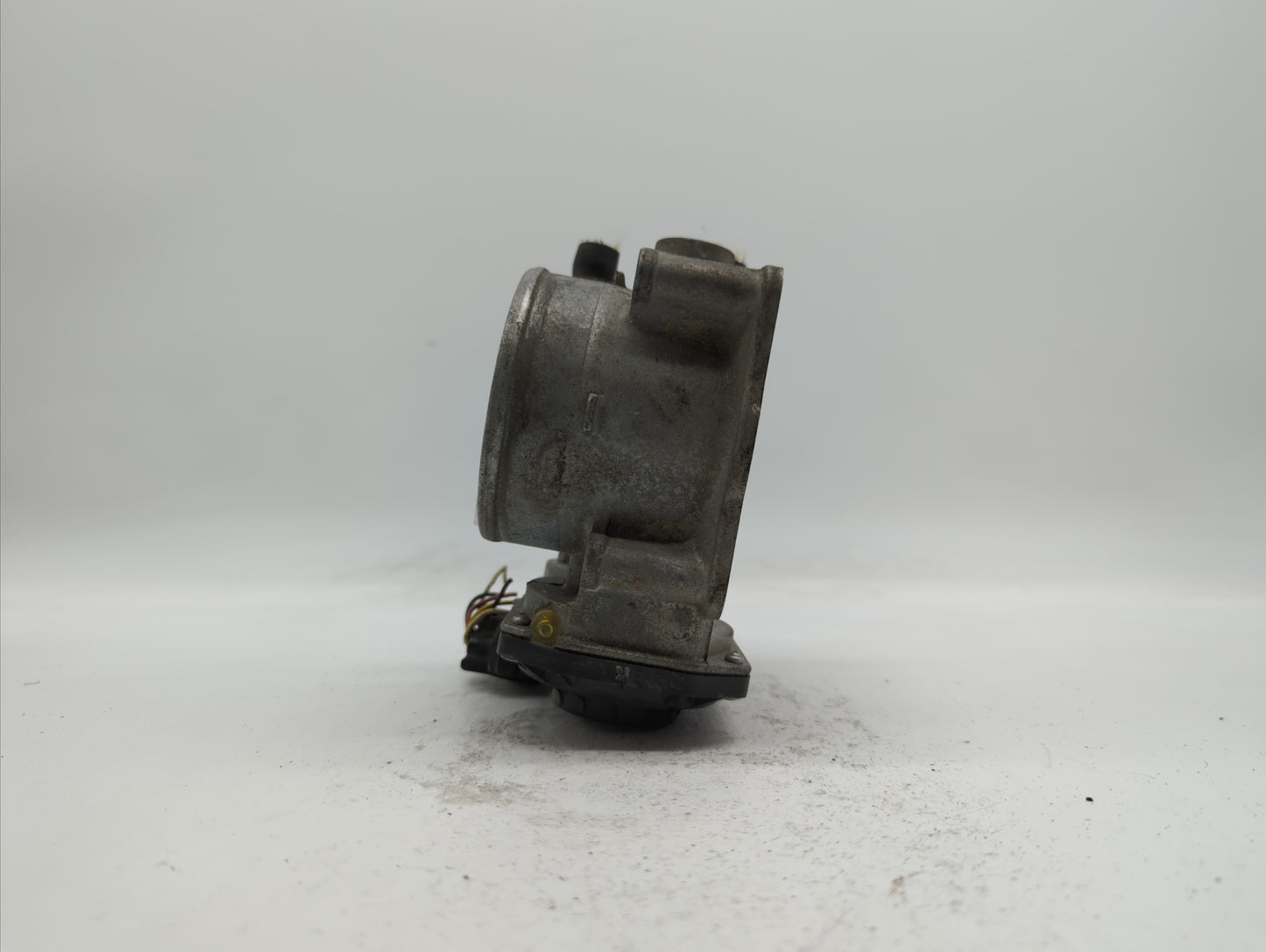 2007-2016 Toyota Sienna Throttle Body P/N:22030-0P050 22030-31030 Fits OEM Used Auto Parts - Oemusedautoparts1.com