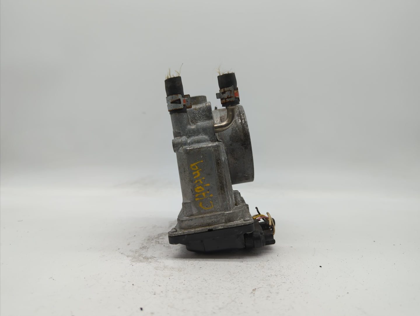 2007-2016 Toyota Sienna Throttle Body P/N:22030-0P050 22030-31030 Fits OEM Used Auto Parts - Oemusedautoparts1.com