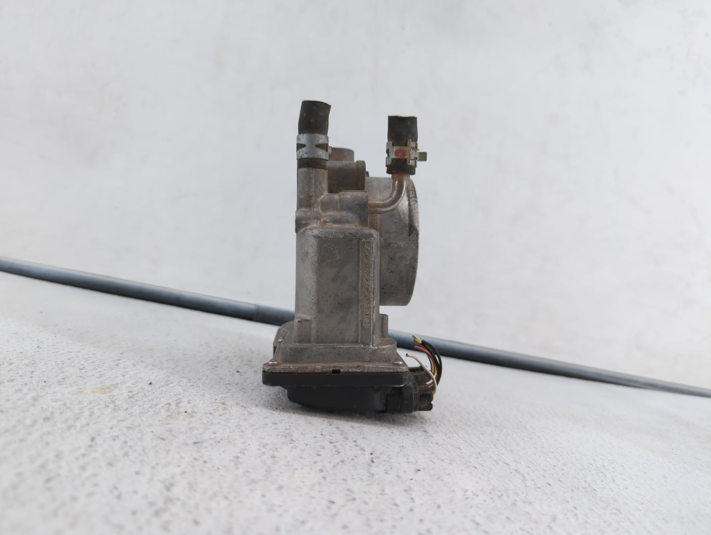 2007-2016 Toyota Sienna Throttle Body P/N:22030-0P050 22030-31030 Fits OEM Used Auto Parts - Oemusedautoparts1.com