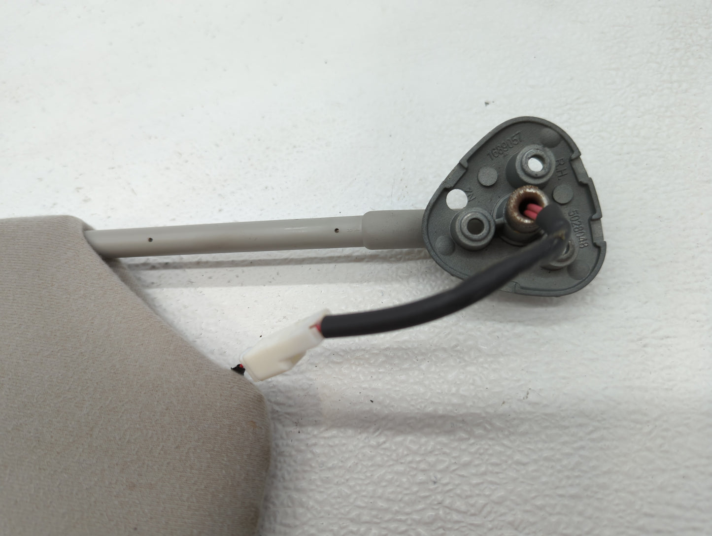 2011-2014 Toyota Sienna Sun Visor Shade Replacement Passenger Right Mirror Fits Fits 2011 2012 2013 2014 OEM Used Auto Parts