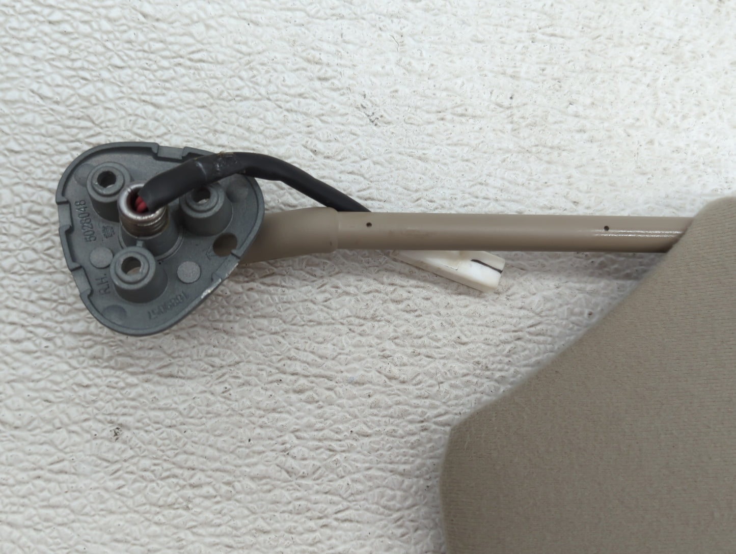 2011-2014 Toyota Sienna Sun Visor Shade Replacement Passenger Right Mirror Fits Fits 2011 2012 2013 2014 OEM Used Auto Parts