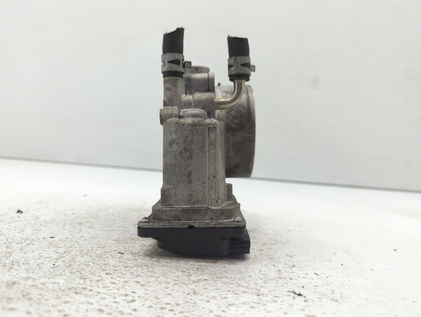 2007-2016 Toyota Sienna Throttle Body P/N:22030-31030 Fits OEM Used Auto Parts - Oemusedautoparts1.com