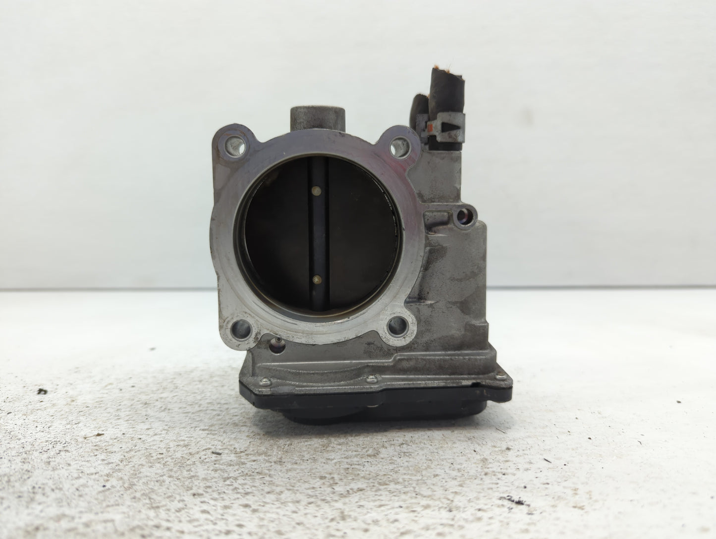 2007-2016 Toyota Sienna Throttle Body P/N:22030-31030 Fits OEM Used Auto Parts - Oemusedautoparts1.com