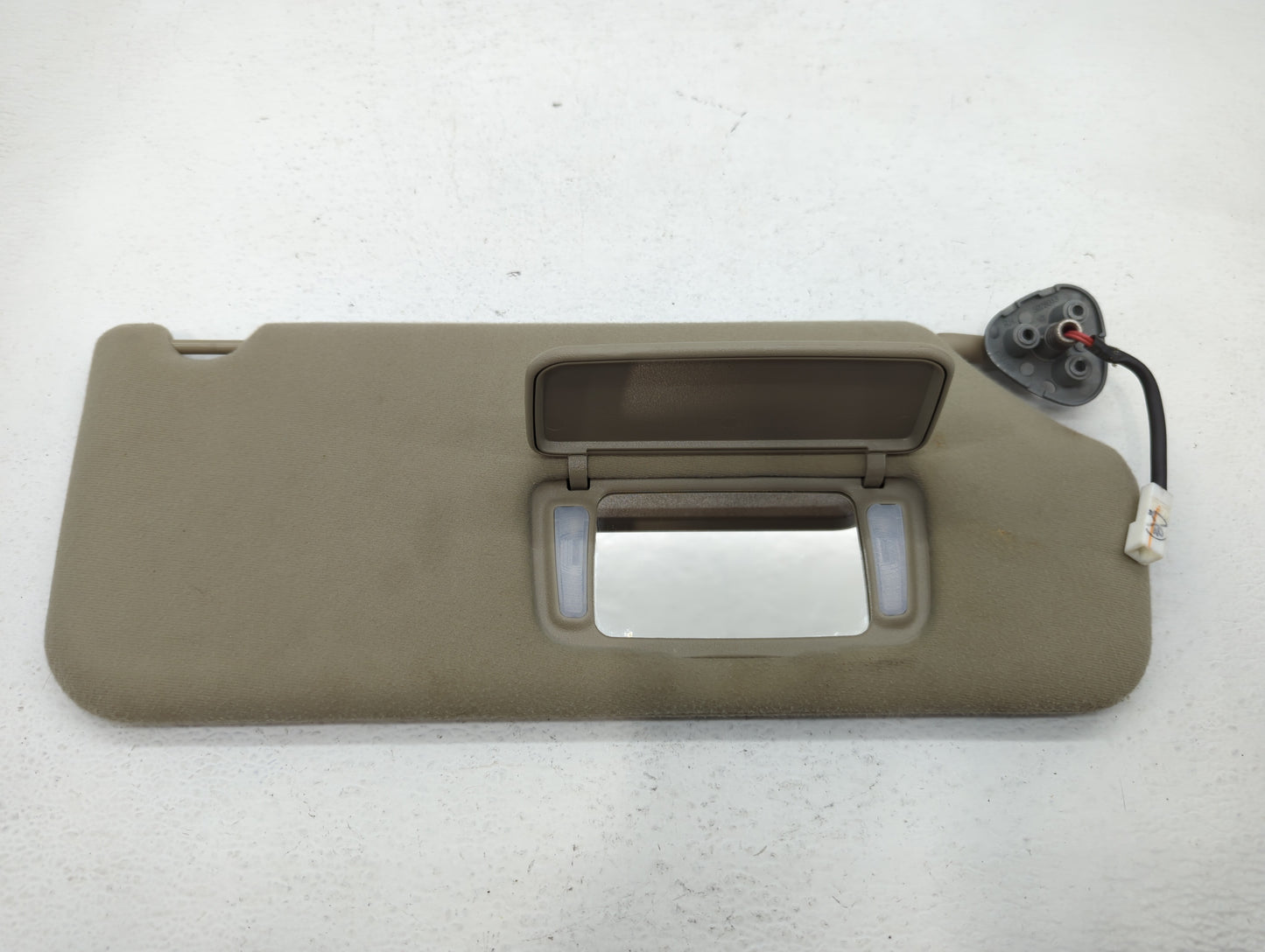 2011-2014 Toyota Sienna Sun Visor Shade Replacement Passenger Right Mirror Fits Fits 2011 2012 2013 2014 OEM Used Auto Parts