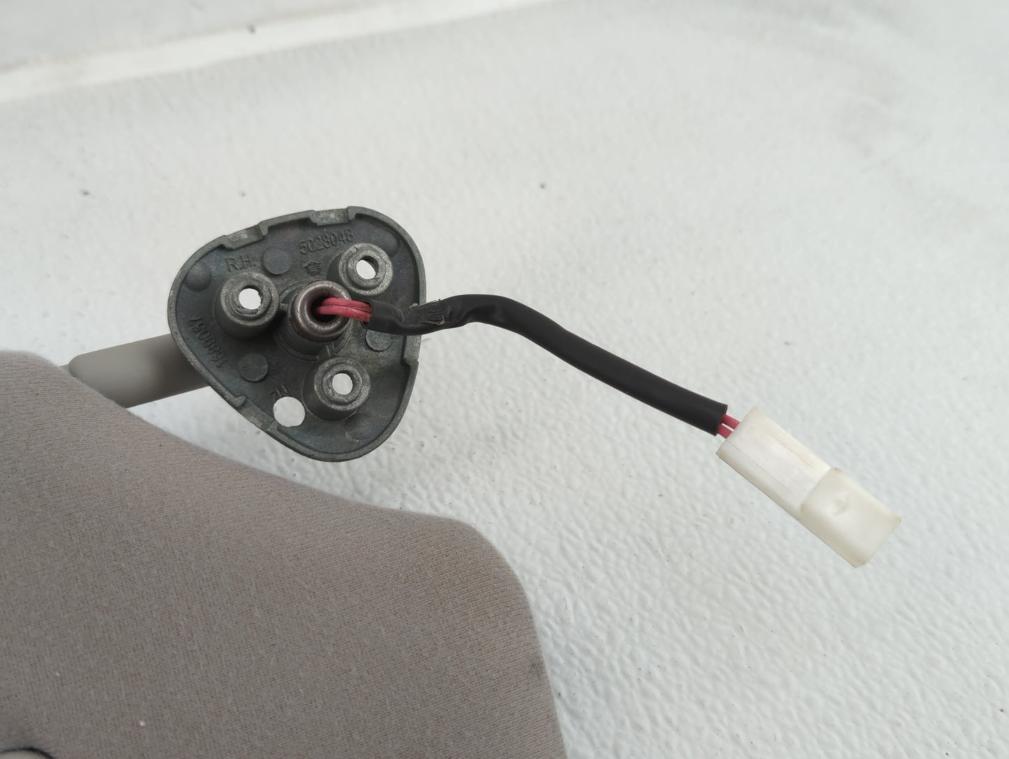 2011-2014 Toyota Sienna Sun Visor Shade Replacement Passenger Right Mirror Fits Fits 2011 2012 2013 2014 OEM Used Auto Parts