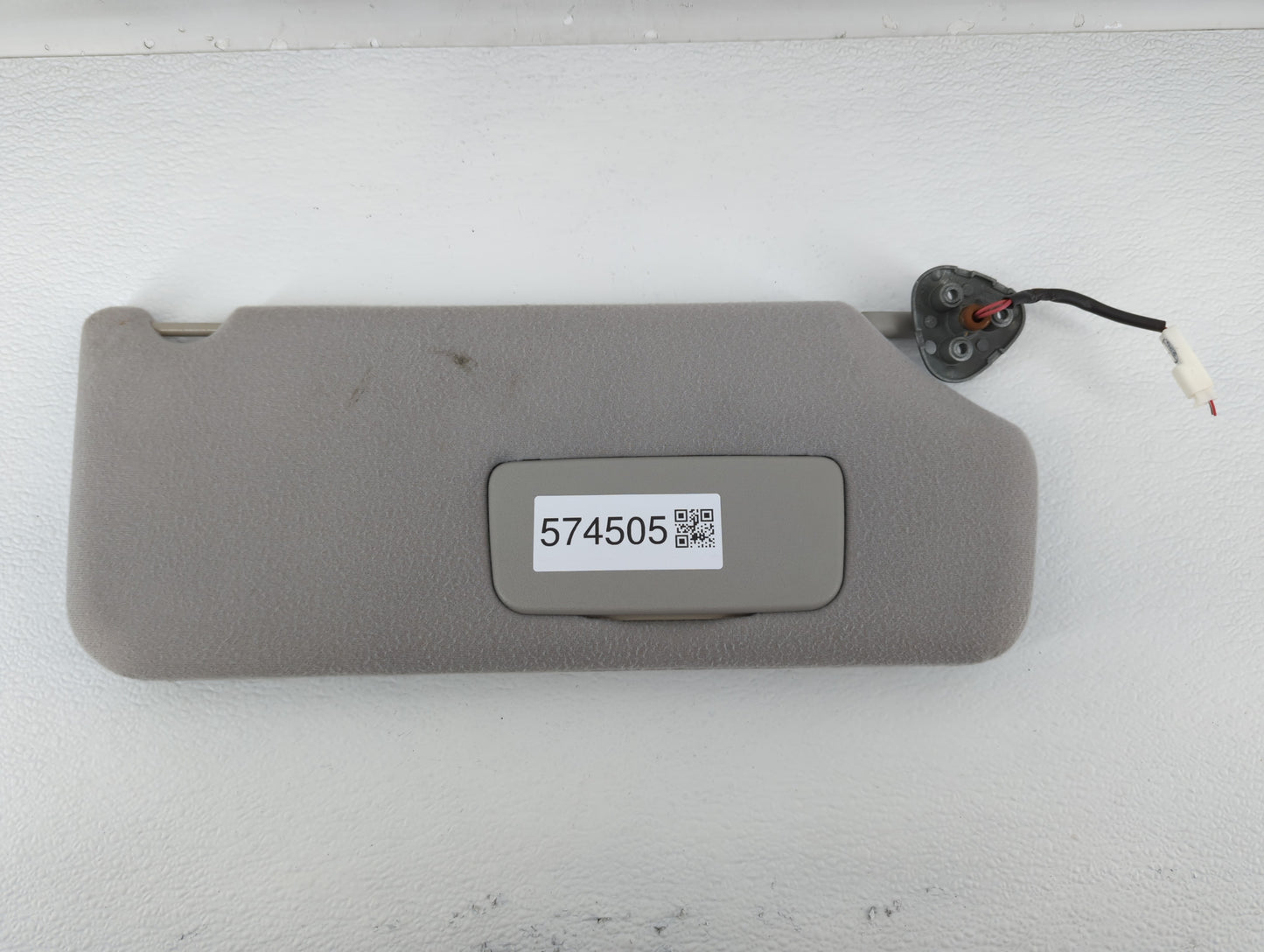 2011-2014 Toyota Sienna Sun Visor Shade Replacement Passenger Right Mirror Fits Fits 2011 2012 2013 2014 OEM Used Auto Parts