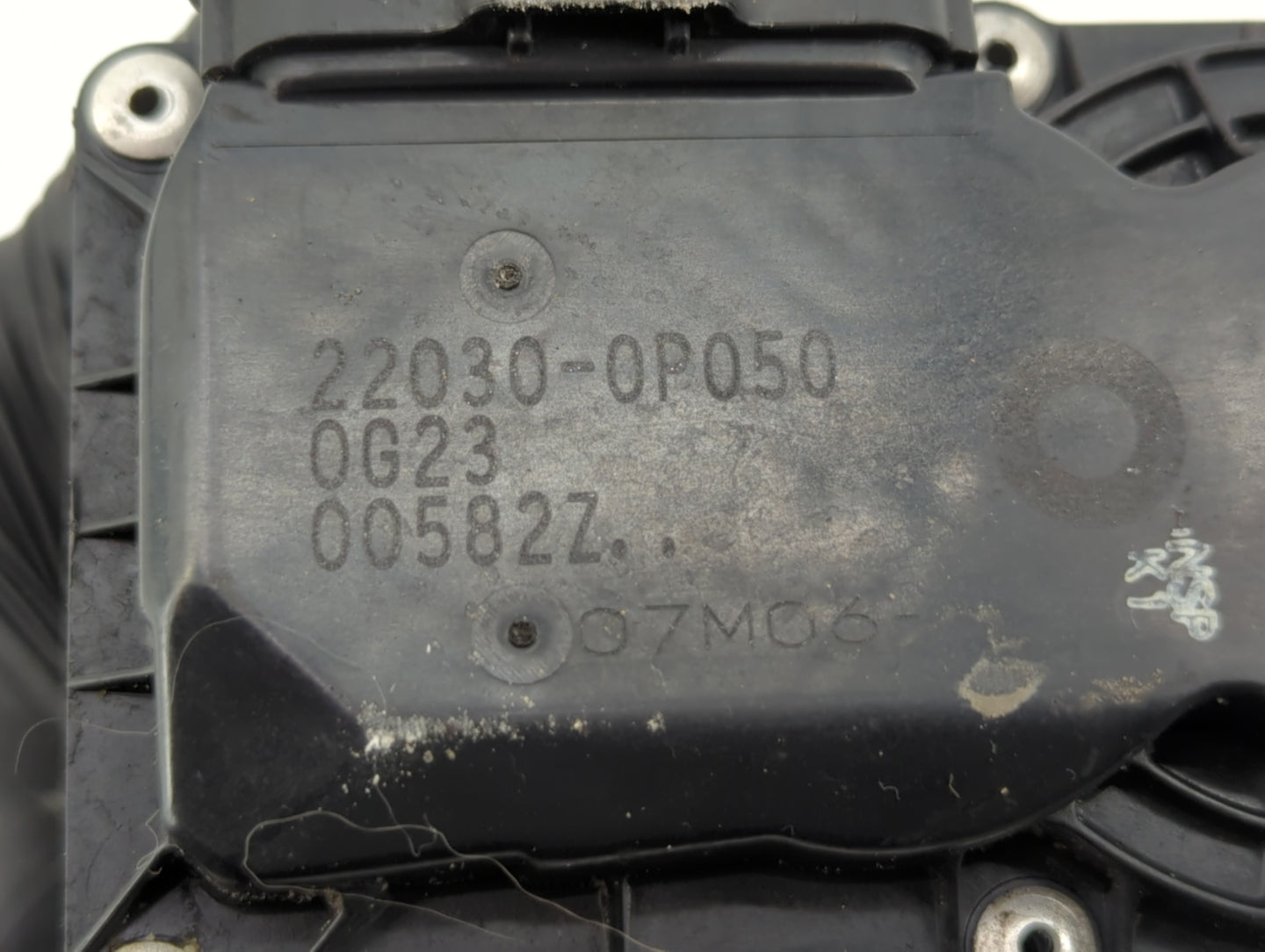 2007-2016 Toyota Sienna Throttle Body P/N:22030-0P050 Fits OEM Used Auto Parts - Oemusedautoparts1.com