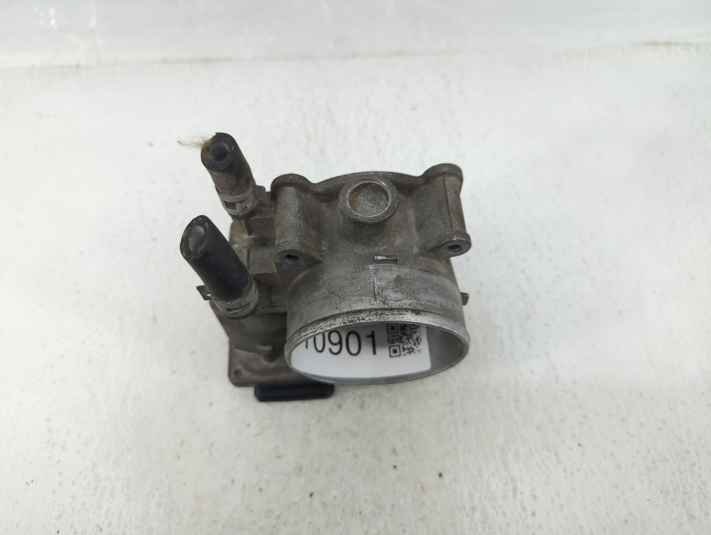 2007-2016 Toyota Sienna Throttle Body P/N:22030-0P050 Fits OEM Used Auto Parts - Oemusedautoparts1.com