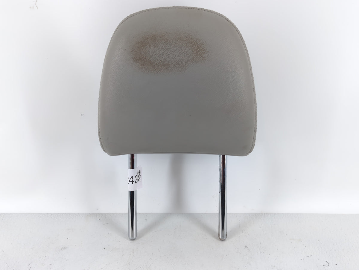 2012-2020 Toyota Sienna Headrest Head Rest Rear Center Seat Fits Fits 2012 2013 2014 2015 2016 2017 2018 2019 2020 OEM Used 