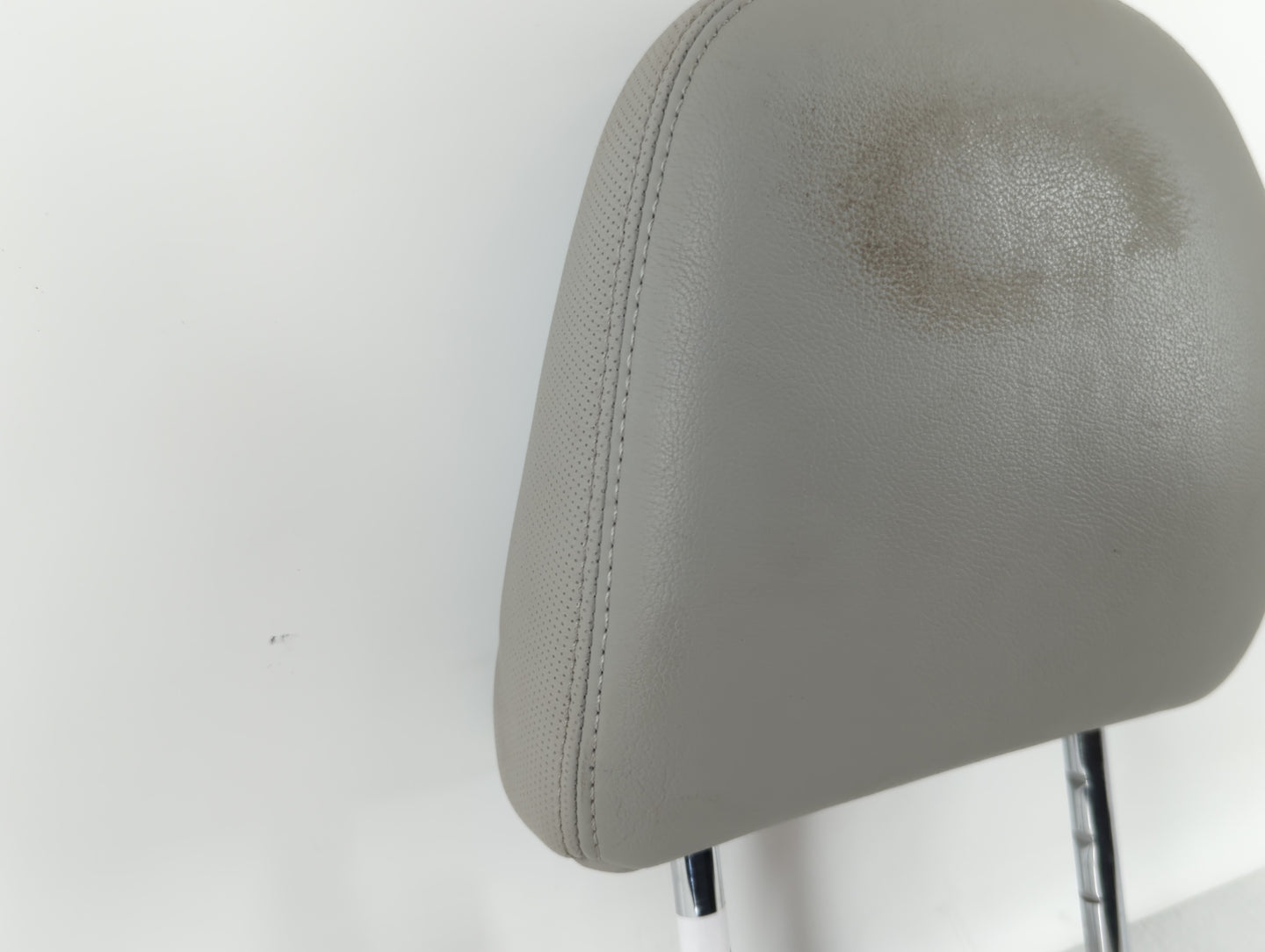 2011 Toyota Sienna Headrest Head Rest Rear Seat Fits OEM Used Auto Parts - Oemusedautoparts1.com