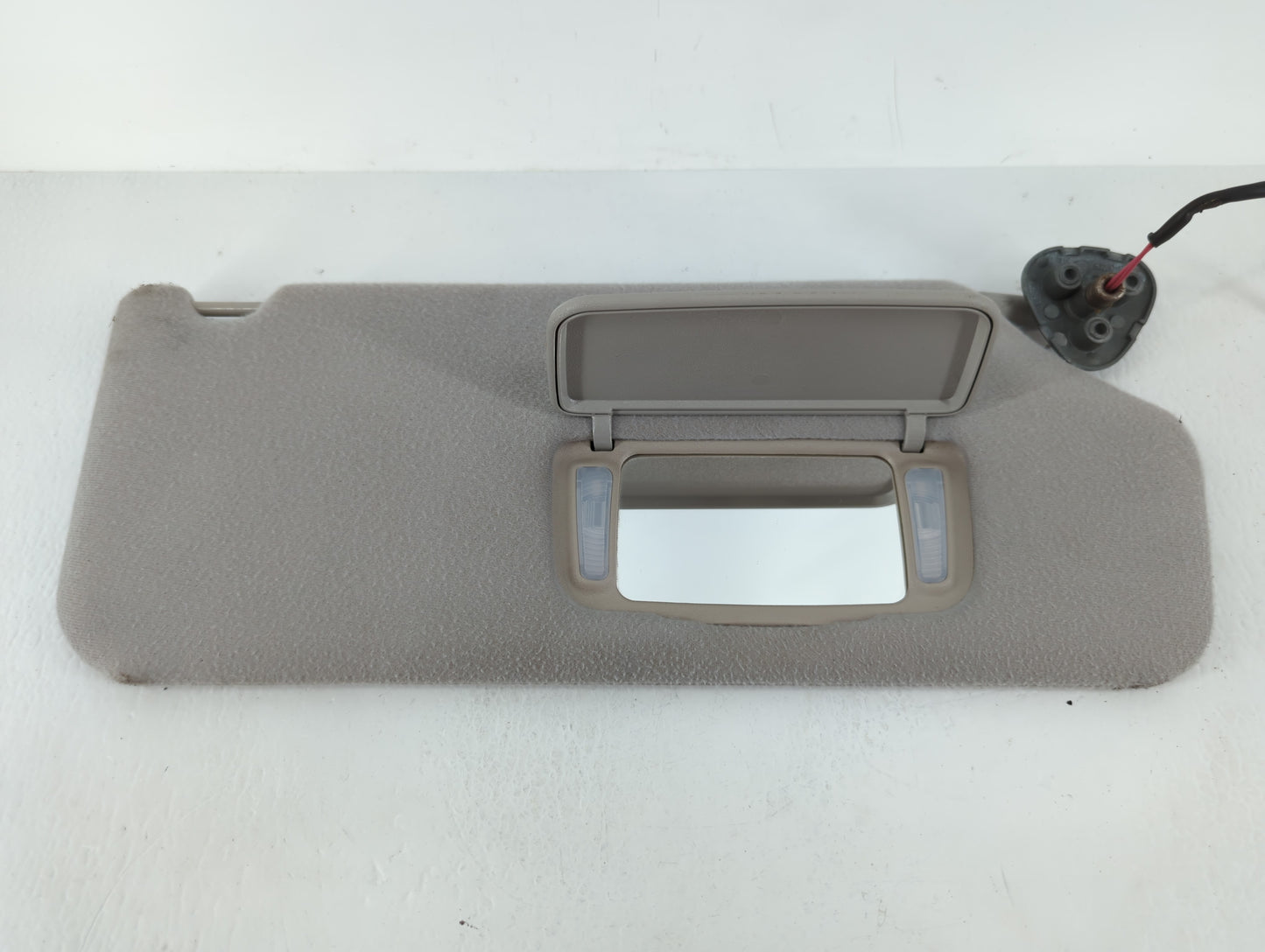 2011-2014 Toyota Sienna Sun Visor Shade Replacement Passenger Right Mirror Fits Fits 2011 2012 2013 2014 OEM Used Auto Parts