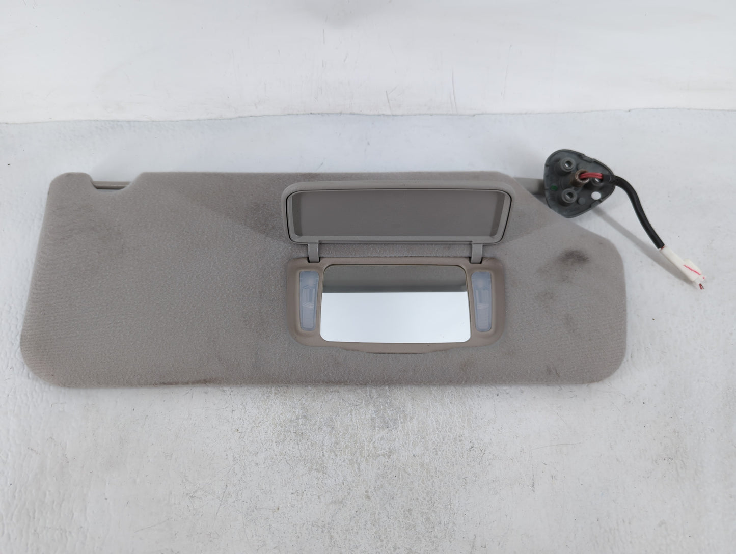 2011-2014 Toyota Sienna Sun Visor Shade Replacement Passenger Right Mirror Fits Fits 2011 2012 2013 2014 OEM Used Auto Parts