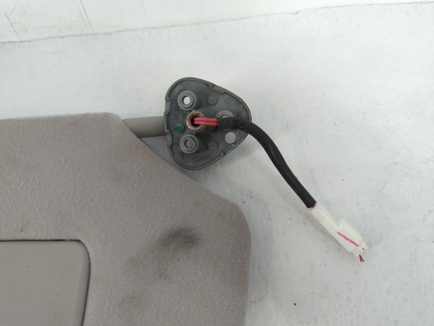 2011-2014 Toyota Sienna Sun Visor Shade Replacement Passenger Right Mirror Fits Fits 2011 2012 2013 2014 OEM Used Auto Parts