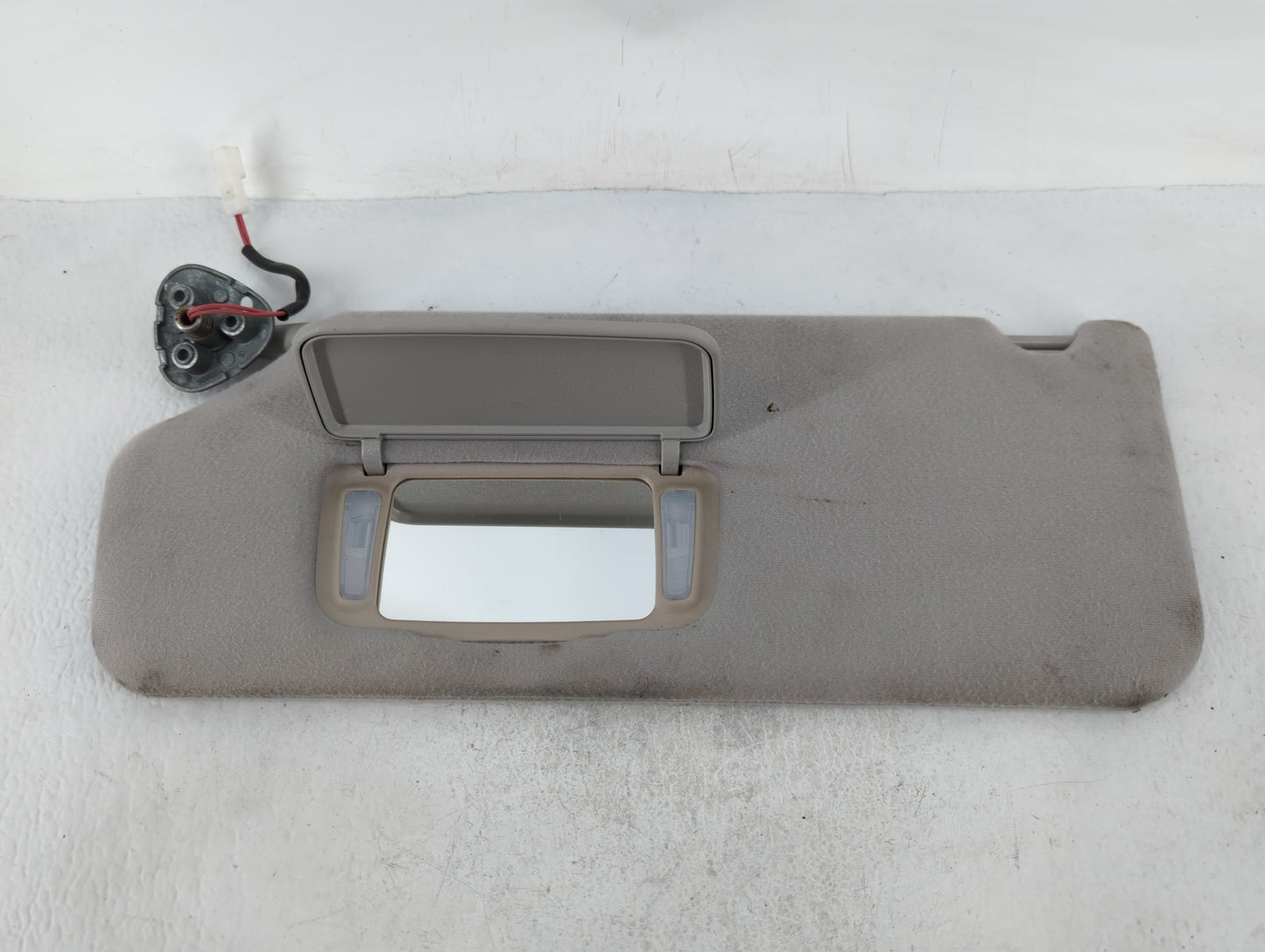 2011-2014 Toyota Sienna Sun Visor Shade Replacement Driver Left Mirror Fits Fits 2011 2012 2013 2014 OEM Used Auto Parts - O