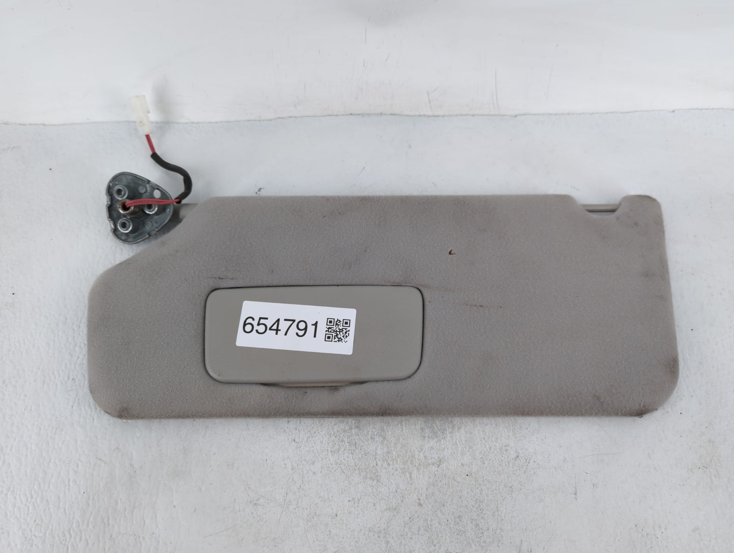 2011-2014 Toyota Sienna Sun Visor Shade Replacement Driver Left Mirror Fits Fits 2011 2012 2013 2014 OEM Used Auto Parts - O