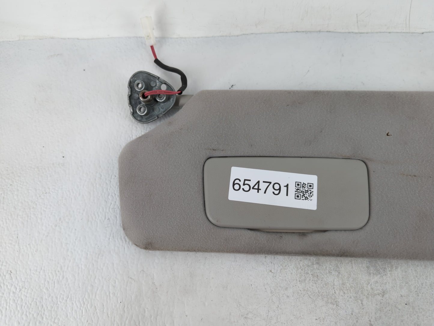 2011-2014 Toyota Sienna Sun Visor Shade Replacement Driver Left Mirror Fits Fits 2011 2012 2013 2014 OEM Used Auto Parts - O