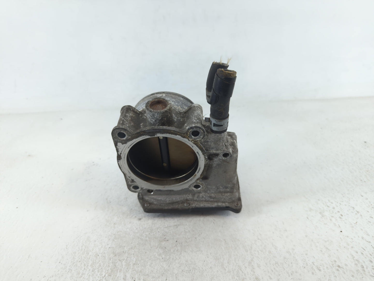 2007-2016 Toyota Sienna Throttle Body P/N:22030-0P050 Fits OEM Used Auto Parts - Oemusedautoparts1.com