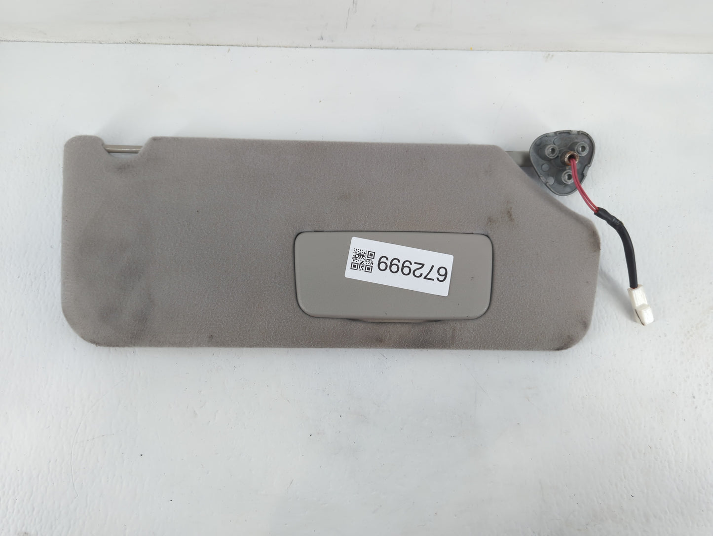 2011-2014 Toyota Sienna Sun Visor Shade Replacement Passenger Right Mirror Fits Fits 2011 2012 2013 2014 OEM Used Auto Parts