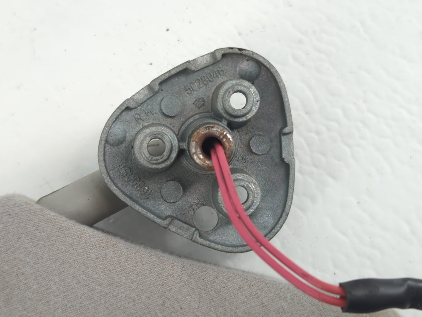 2011-2014 Toyota Sienna Sun Visor Shade Replacement Passenger Right Mirror Fits Fits 2011 2012 2013 2014 OEM Used Auto Parts