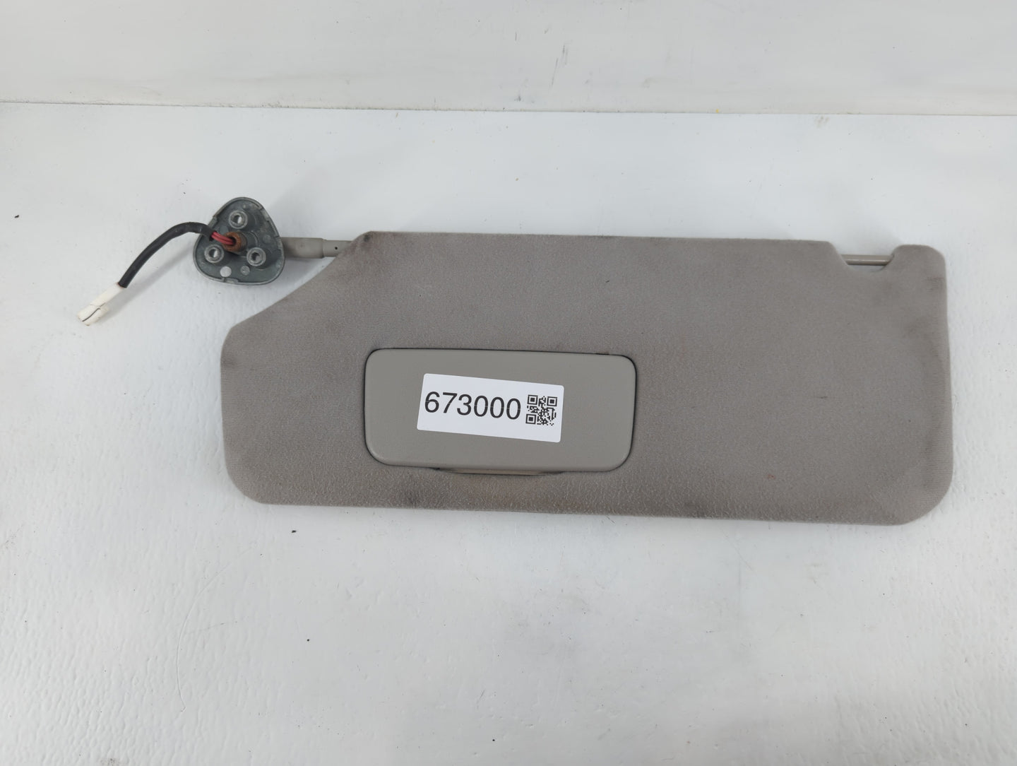 2011-2014 Toyota Sienna Sun Visor Shade Replacement Driver Left Mirror Fits Fits 2011 2012 2013 2014 OEM Used Auto Parts - O