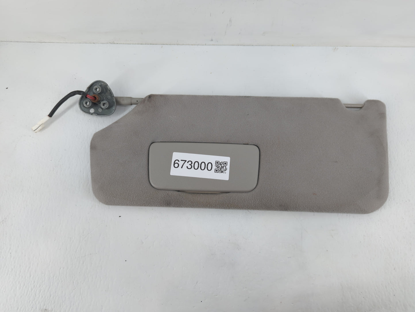 2011-2014 Toyota Sienna Sun Visor Shade Replacement Driver Left Mirror Fits Fits 2011 2012 2013 2014 OEM Used Auto Parts - O