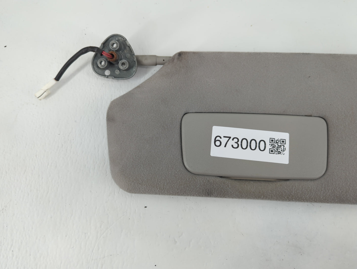 2011-2014 Toyota Sienna Sun Visor Shade Replacement Driver Left Mirror Fits Fits 2011 2012 2013 2014 OEM Used Auto Parts - O