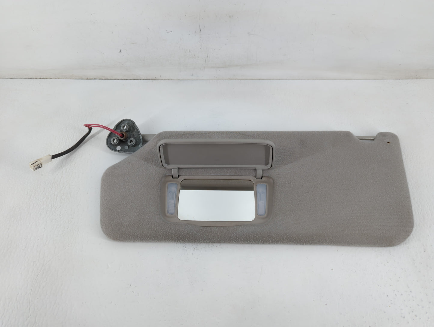 2011-2014 Toyota Sienna Sun Visor Shade Replacement Driver Left Mirror Fits Fits 2011 2012 2013 2014 OEM Used Auto Parts - O