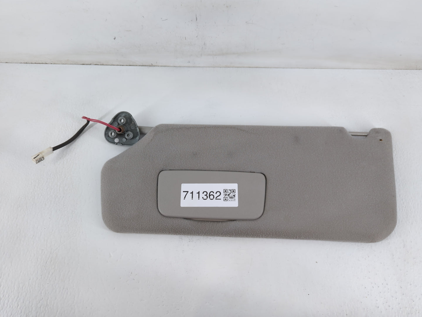 2011-2014 Toyota Sienna Sun Visor Shade Replacement Driver Left Mirror Fits Fits 2011 2012 2013 2014 OEM Used Auto Parts - O