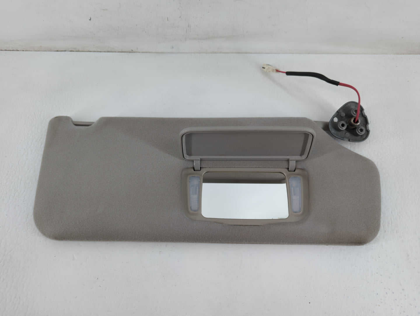 2011-2014 Toyota Sienna Sun Visor Shade Replacement Passenger Right Mirror Fits Fits 2011 2012 2013 2014 OEM Used Auto Parts