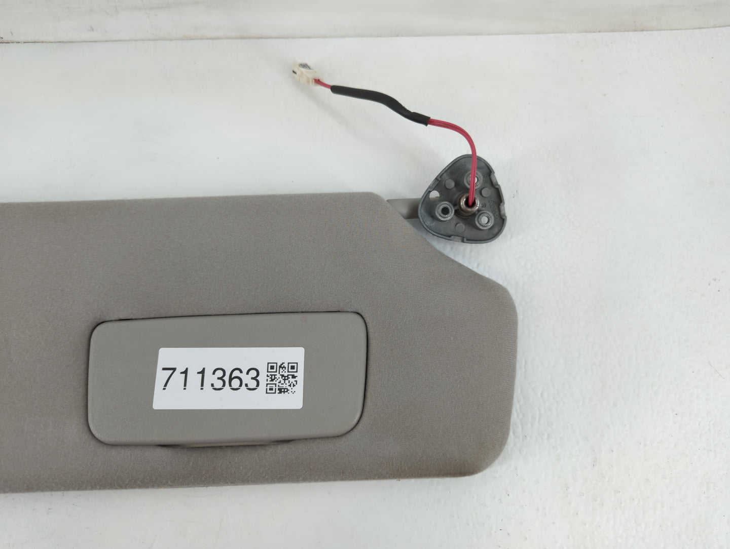 2011-2014 Toyota Sienna Sun Visor Shade Replacement Passenger Right Mirror Fits Fits 2011 2012 2013 2014 OEM Used Auto Parts