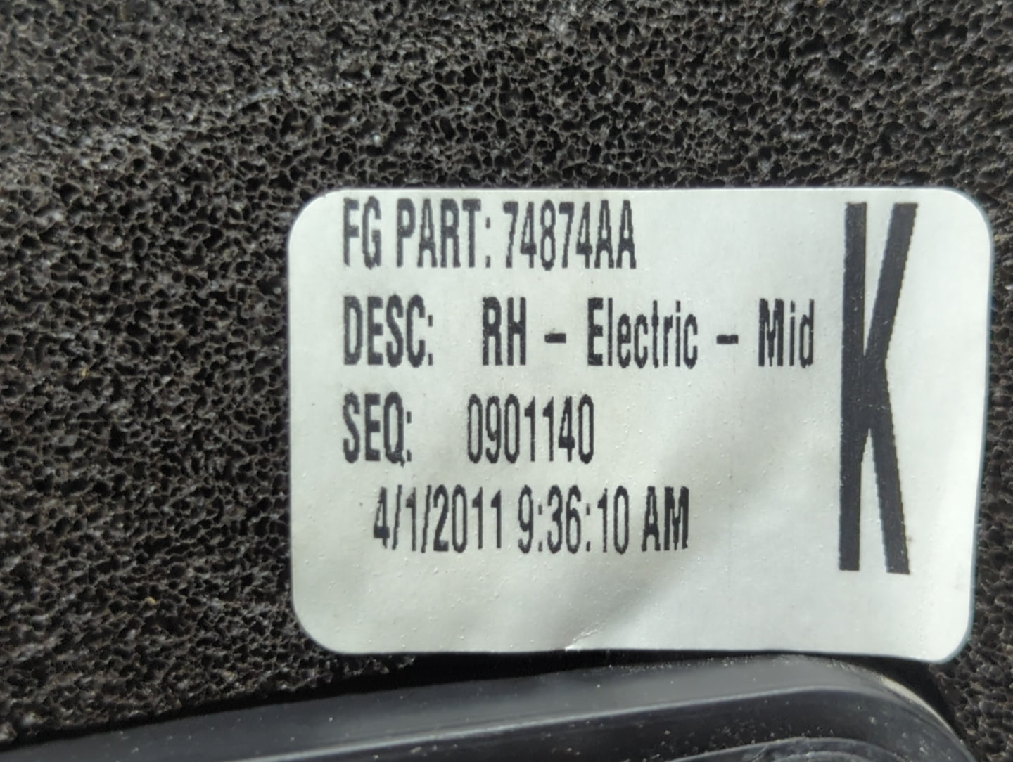 2011-2014 Toyota Sienna Passenger Side View Mirror - Right Door Mirror OEM Used - Oemusedautoparts1.com