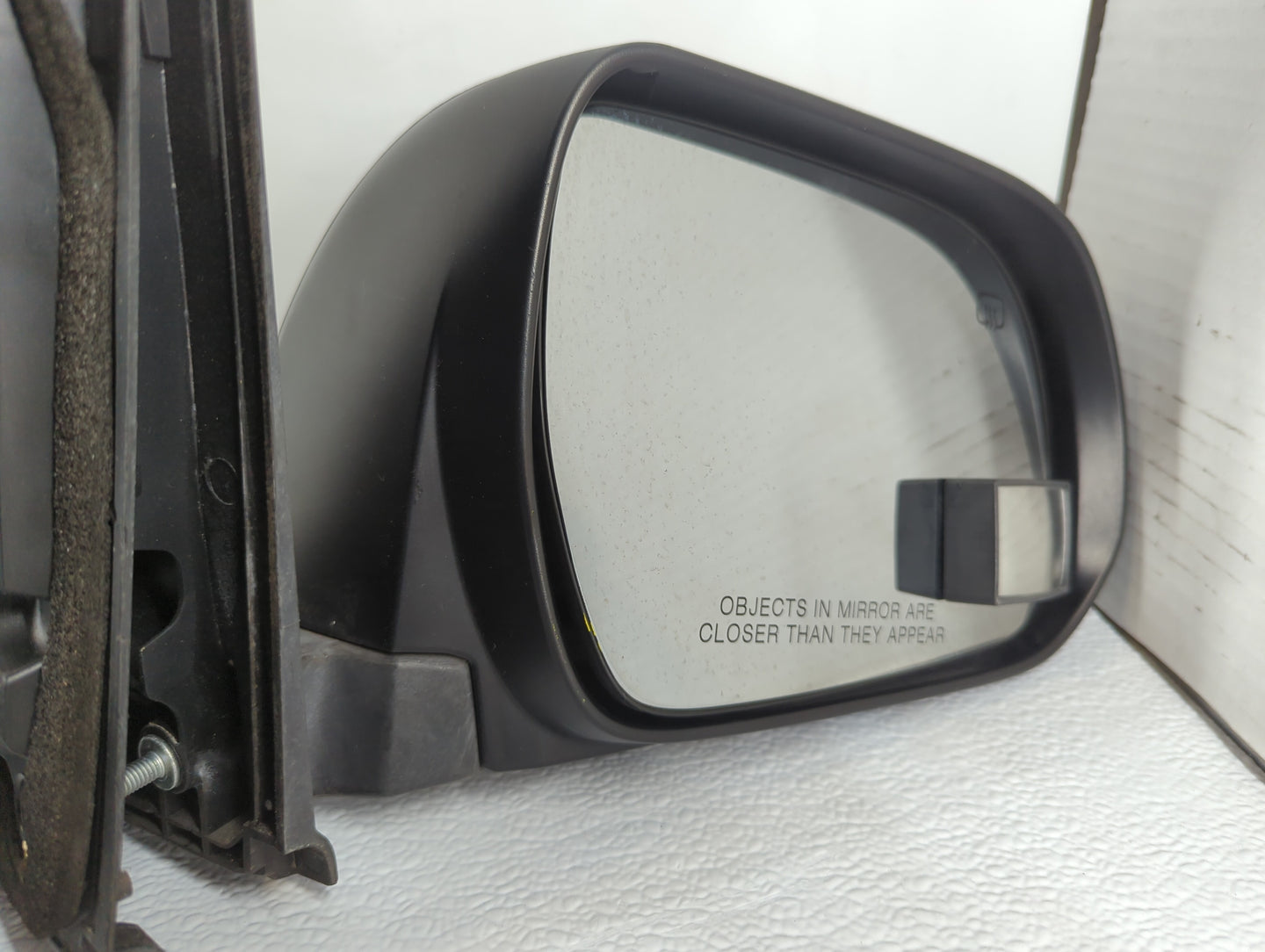 2011-2014 Toyota Sienna Passenger Side View Mirror - Right Door Mirror OEM Used - Oemusedautoparts1.com