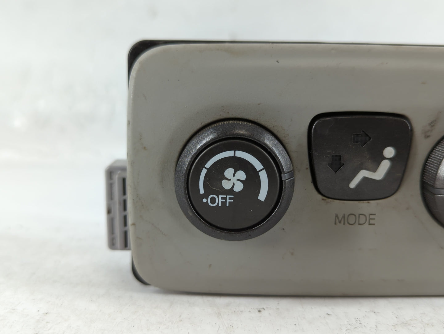 2011-2014 Toyota Sienna Climate Control Module Temperature AC/Heater Replacement P/N:PA6-GF30 75D913 Fits Fits 2011 2012 201