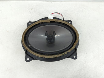 compare product 2011 Toyota Sienna Speaker/subwoofer