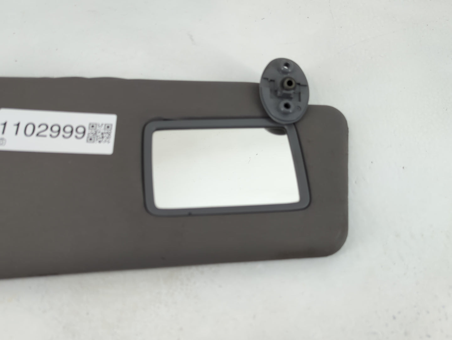 2009-2011 Toyota Tacoma Sun Visor Shade Replacement Passenger Right Mirror Fits Fits 2009 2010 2011 OEM Used Auto Parts - Oe