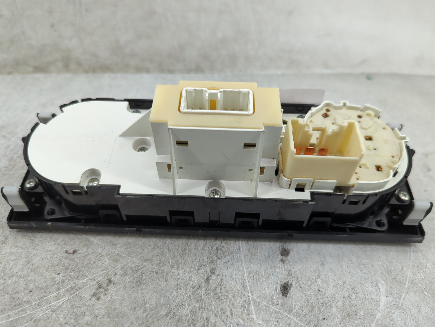 2005-2011 Toyota Tacoma Climate Control Module Temperature AC/Heater Replacement P/N:758695 Fits OEM Used Auto Parts - Oemus