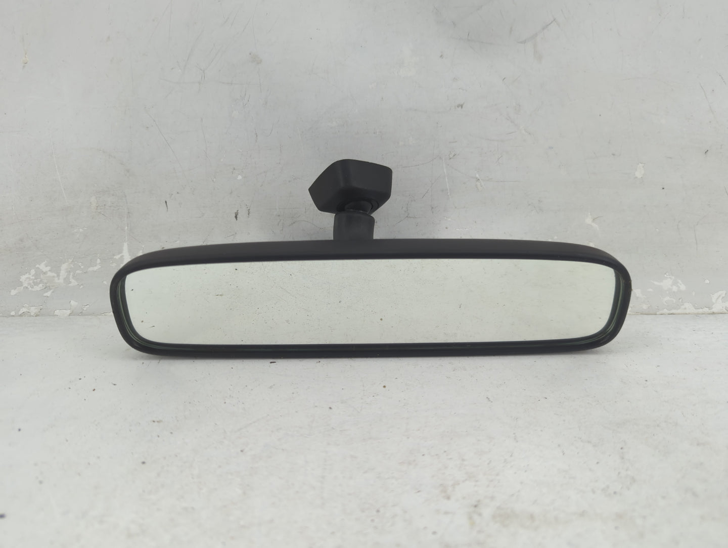 2005-2011 Toyota Tacoma Interior Rear View Mirror Replacement OEM P/N:022198 012198 Fits OEM Used Auto Parts - Oemusedautopa