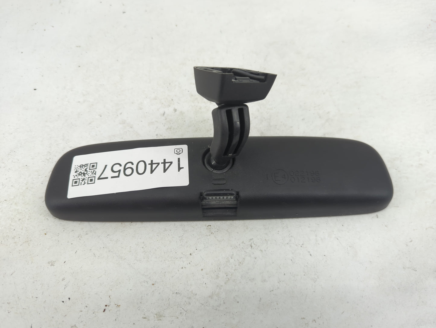 2005-2011 Toyota Tacoma Interior Rear View Mirror Replacement OEM P/N:022198 012198 Fits OEM Used Auto Parts - Oemusedautopa