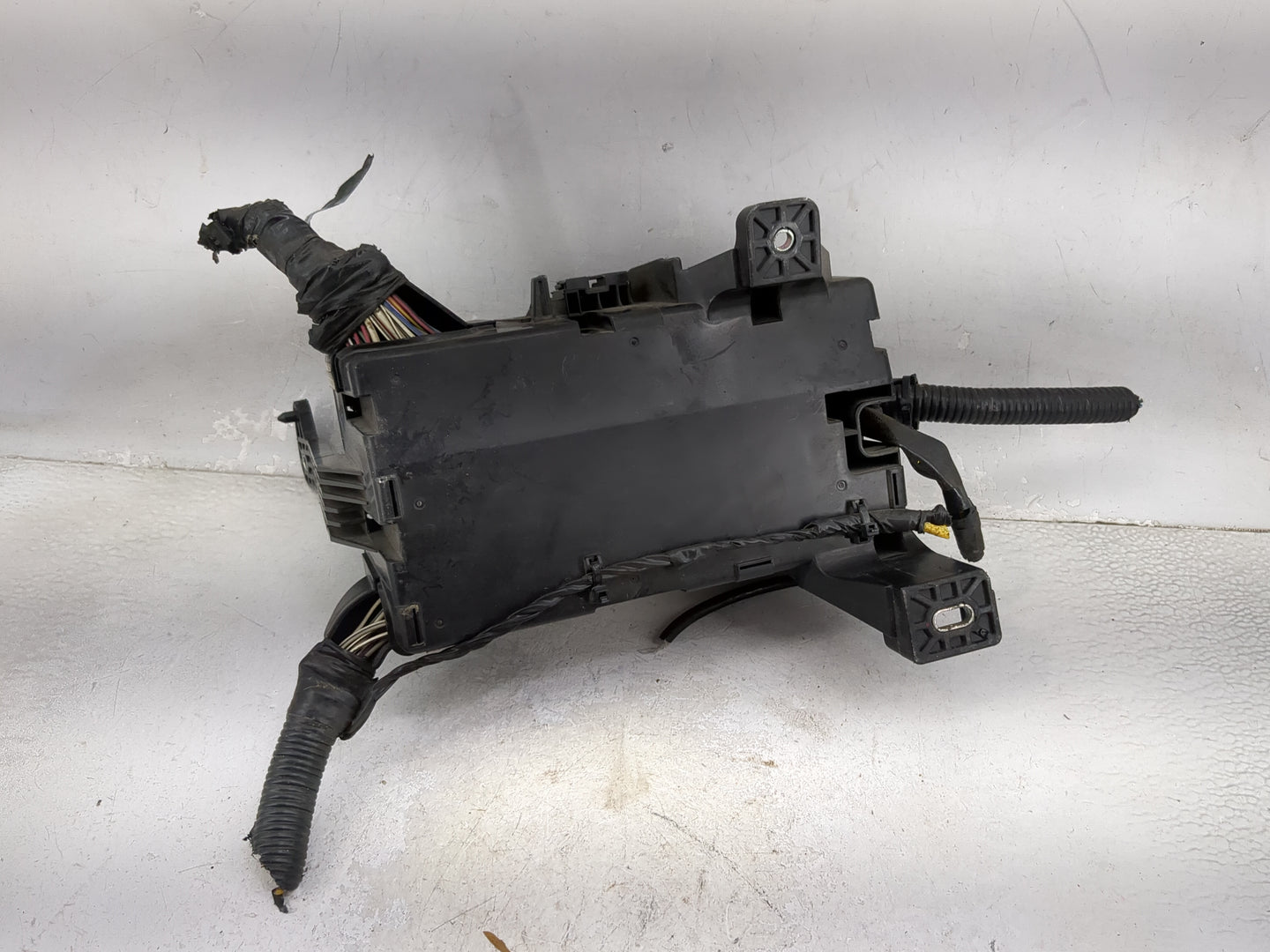2005-2011 Toyota Tacoma Fusebox Fuse Box Panel Relay Module P/N:0023601012160230 TMB-36 Fits OEM Used Auto Parts - Oemusedau