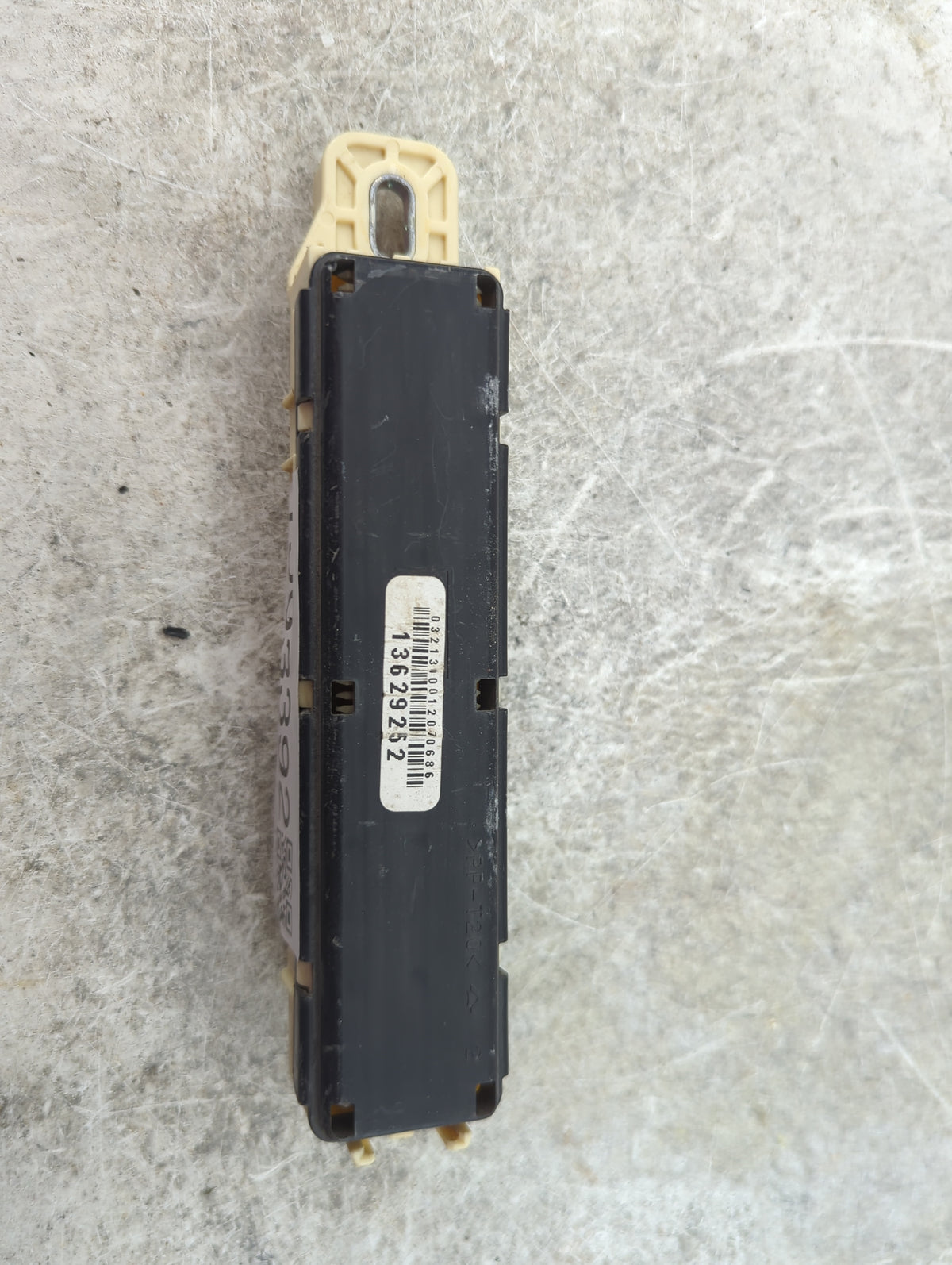 2011 Toyota Tacoma Fusebox Fuse Box Panel Relay Module P/N:1362 9252 Fits OEM Used Auto Parts - Oemusedautoparts1.com