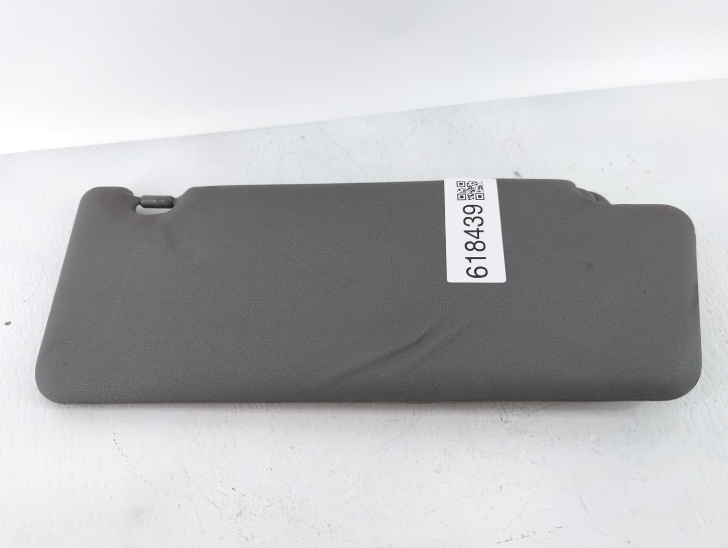 2009-2011 Toyota Tacoma Sun Visor Shade Replacement Passenger Right Mirror Fits Fits 2009 2010 2011 OEM Used Auto Parts - Oe