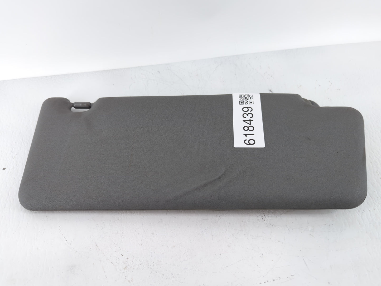 2009-2011 Toyota Tacoma Sun Visor Shade Replacement Passenger Right Mirror Fits Fits 2009 2010 2011 OEM Used Auto Parts - Oe