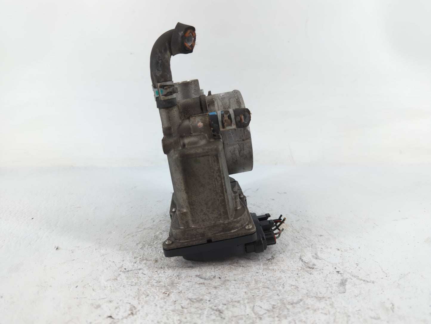 2005-2015 Toyota Tacoma Throttle Body P/N:22030-0P010 Fits Fits 2003 2004 2005 2006 2007 2008 2009 2010 2011 2012 2013 2014 